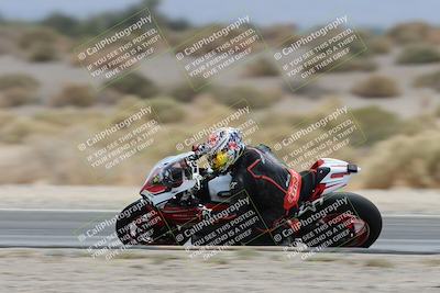 media/May-05-2025-Moto Forza (Mon) [[3c1838c5e5]]/2-B Group/Session 3 (Panning Test Turn 14 Inside)/